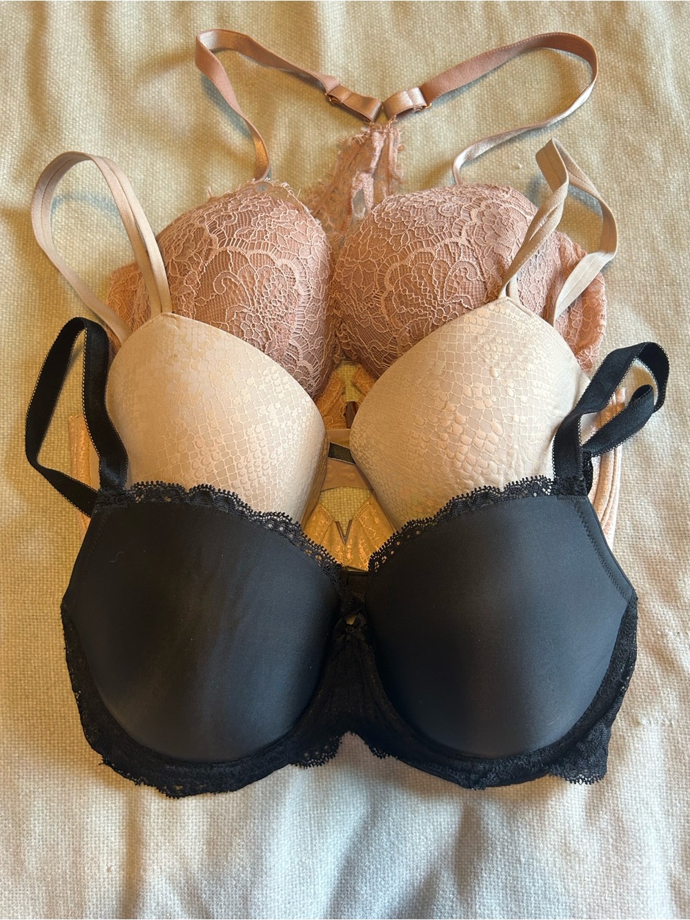 Lot of Victoria’s Secret bras 32DD